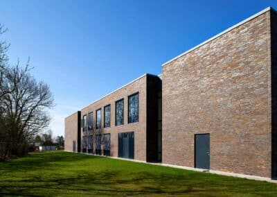 Maersk Training Svendborg – moderne bygning med store vinduer